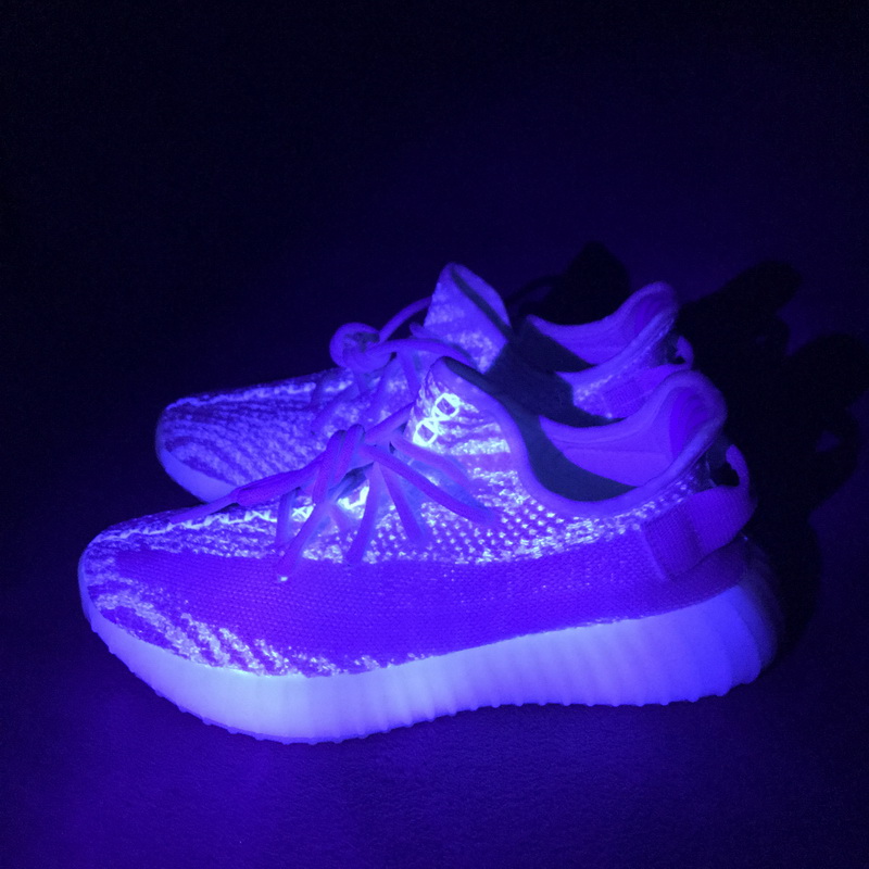 Authentic Yeezy 350 V2 Boost Cream